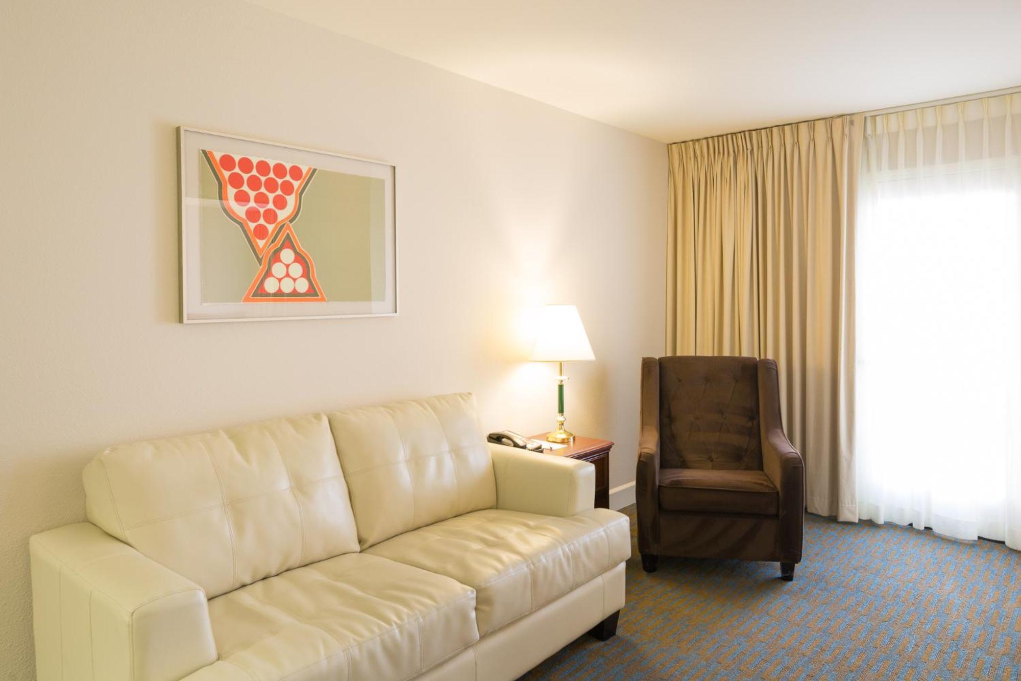 Ashland Hills Hotel & Suites Kültér fotó