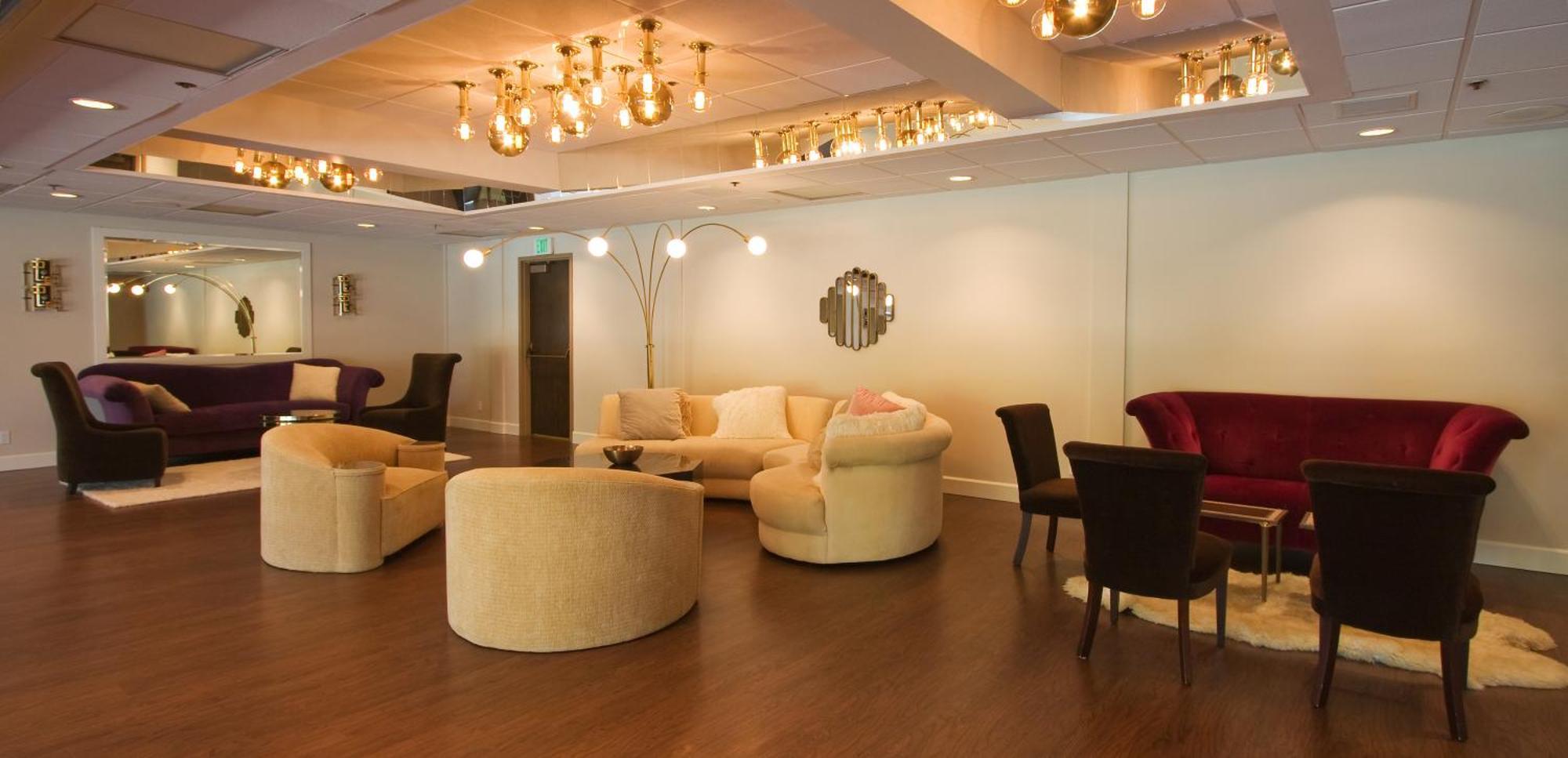 Ashland Hills Hotel & Suites Kültér fotó