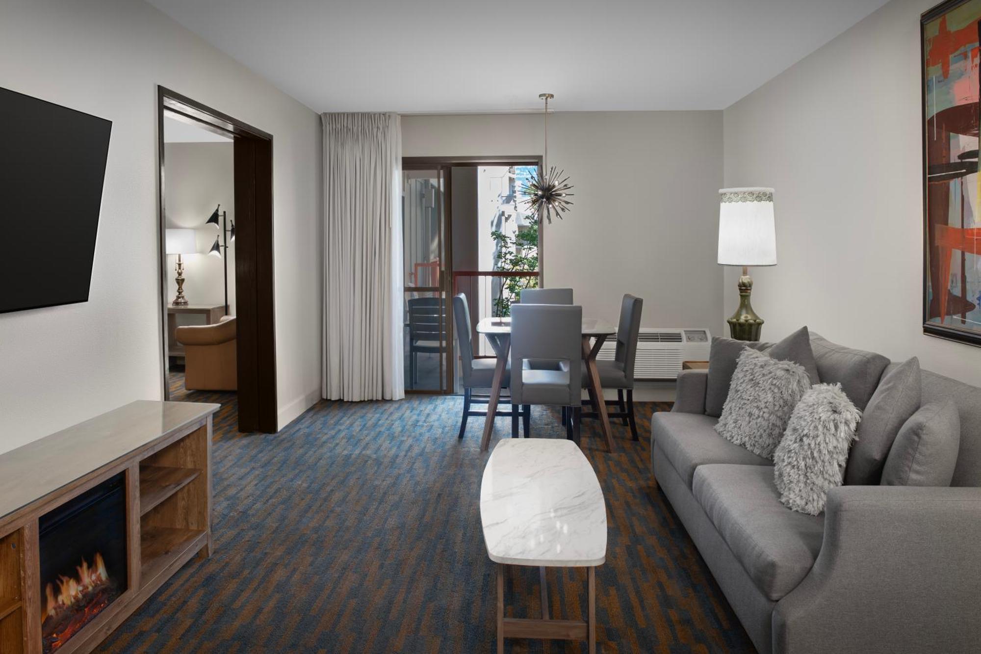Ashland Hills Hotel & Suites Kültér fotó